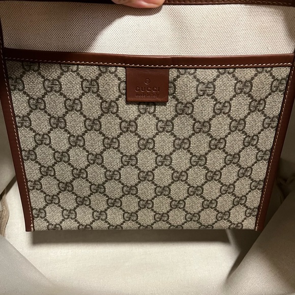 Gucci Supreme Web Loop Tote - Picture 6 of 14